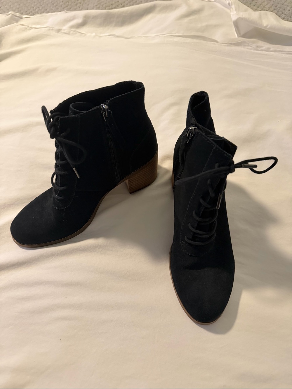 Toms Black Lace-Up Ankle Boots with Stacked Heel